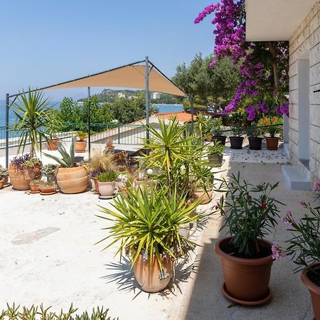 Beachfront Comfort Apartment Nives Tučepi Exterior foto